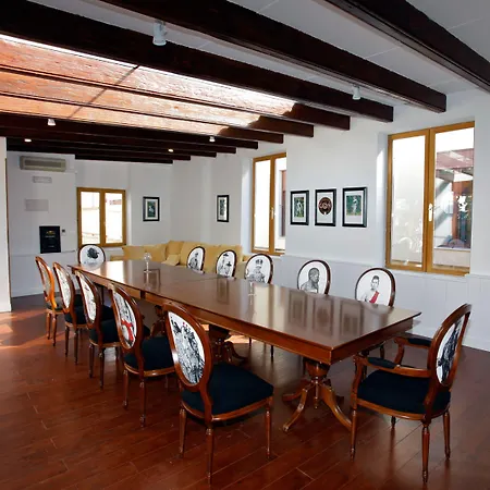 Art Boutique Chamarel Hotel