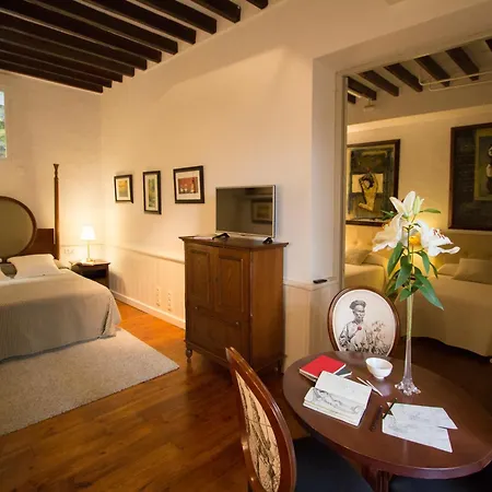 Art Boutique Chamarel Otel Denia