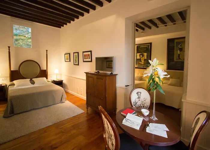 Art Boutique Chamarel Otel Denia